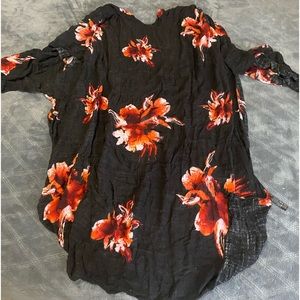 Lightweight floral kimono